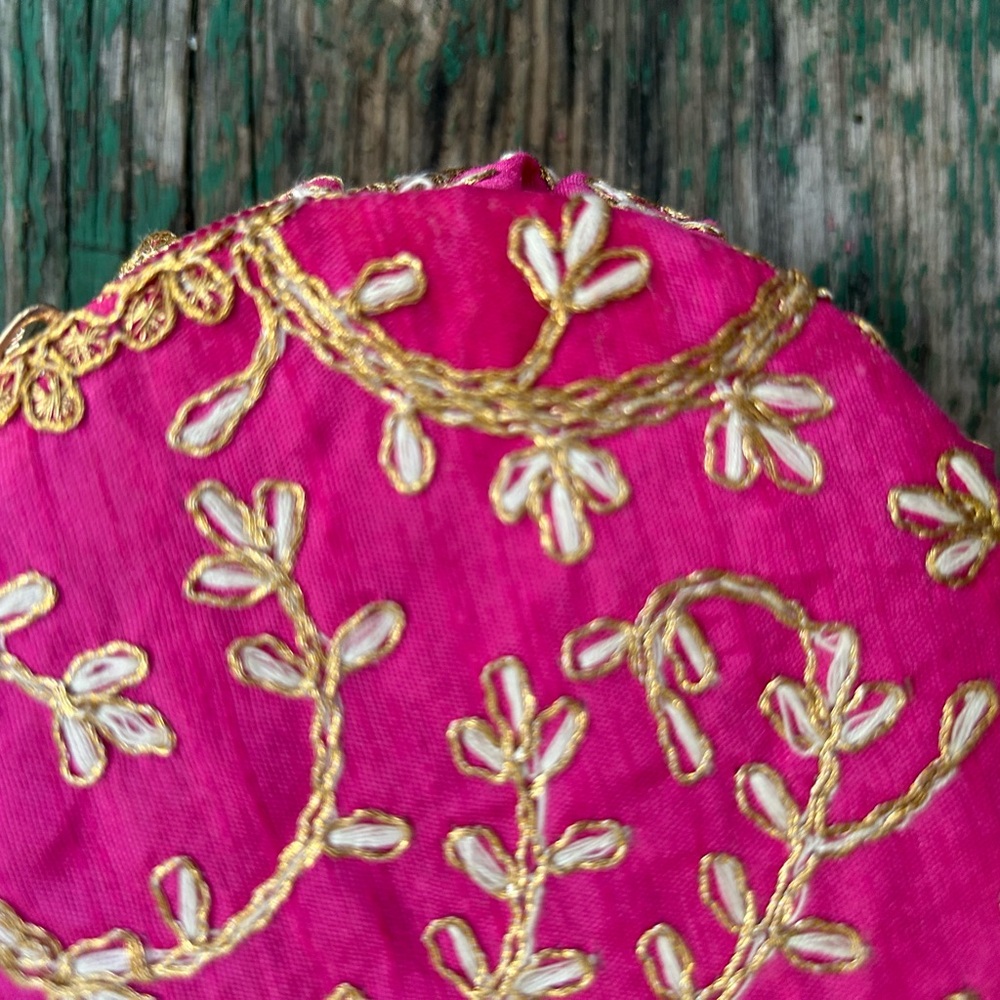Shree Handicrafts Pink and Gold Travel Jewelry Box - Picture 10 of 13